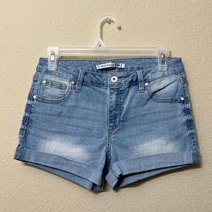 Celebrity Pink Light Wash Mid Rise Denim Shorts (5/27)